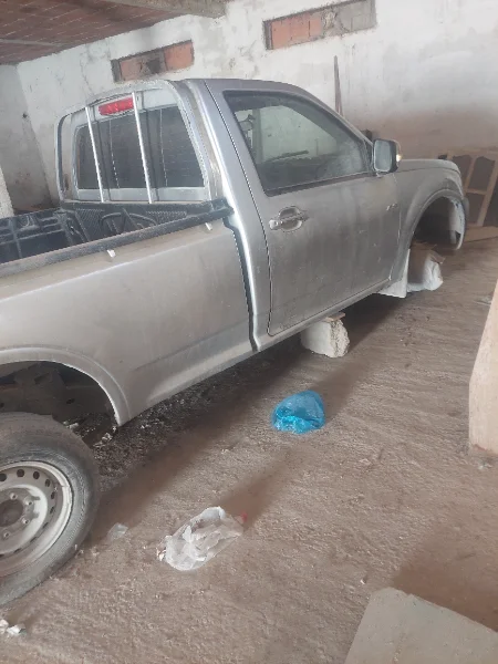 Isuzu D MAX - Photo 2