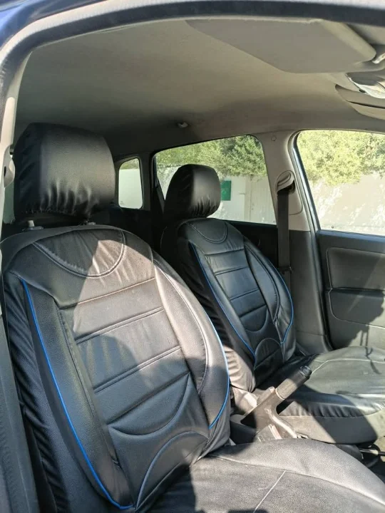 Ford FIESTA - Photo 2