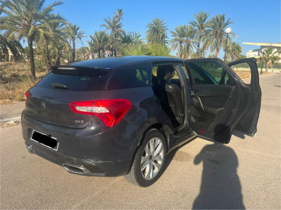 Ds DS5 - Photo 6