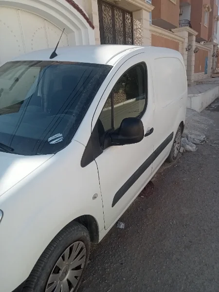 Citroen BERLINGO - Photo 2