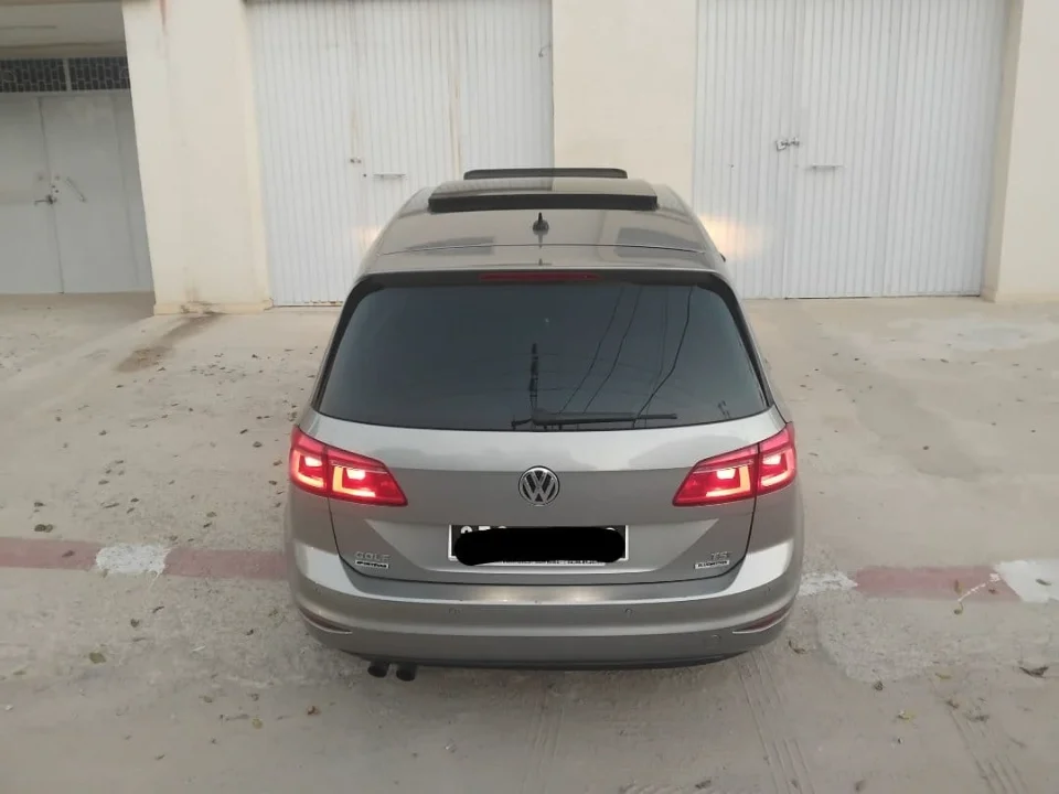 Volkswagen Golf - Photo 8
