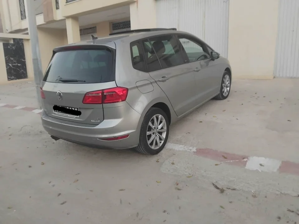 Volkswagen Golf - Photo 4