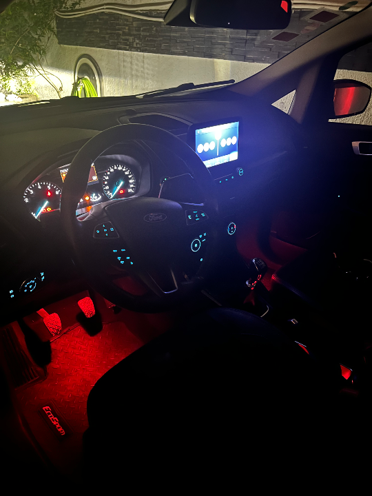 Ford ECOSPORT - Photo 3