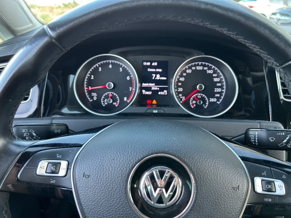 Volkswagen Golf - Photo 3