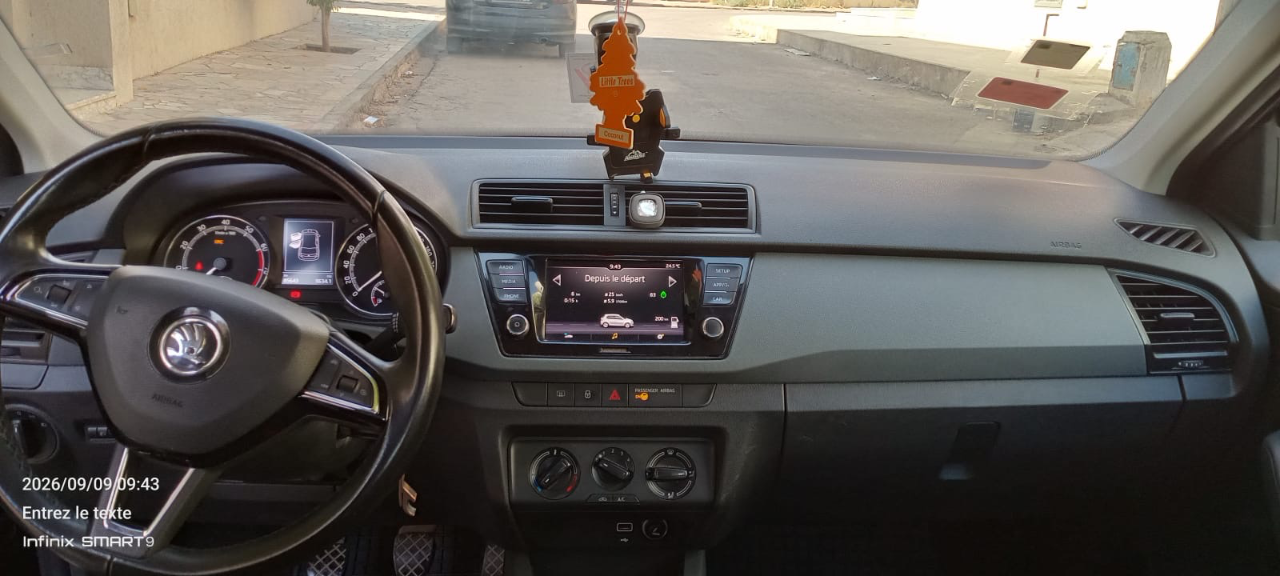Skoda Fabia - Photo 2