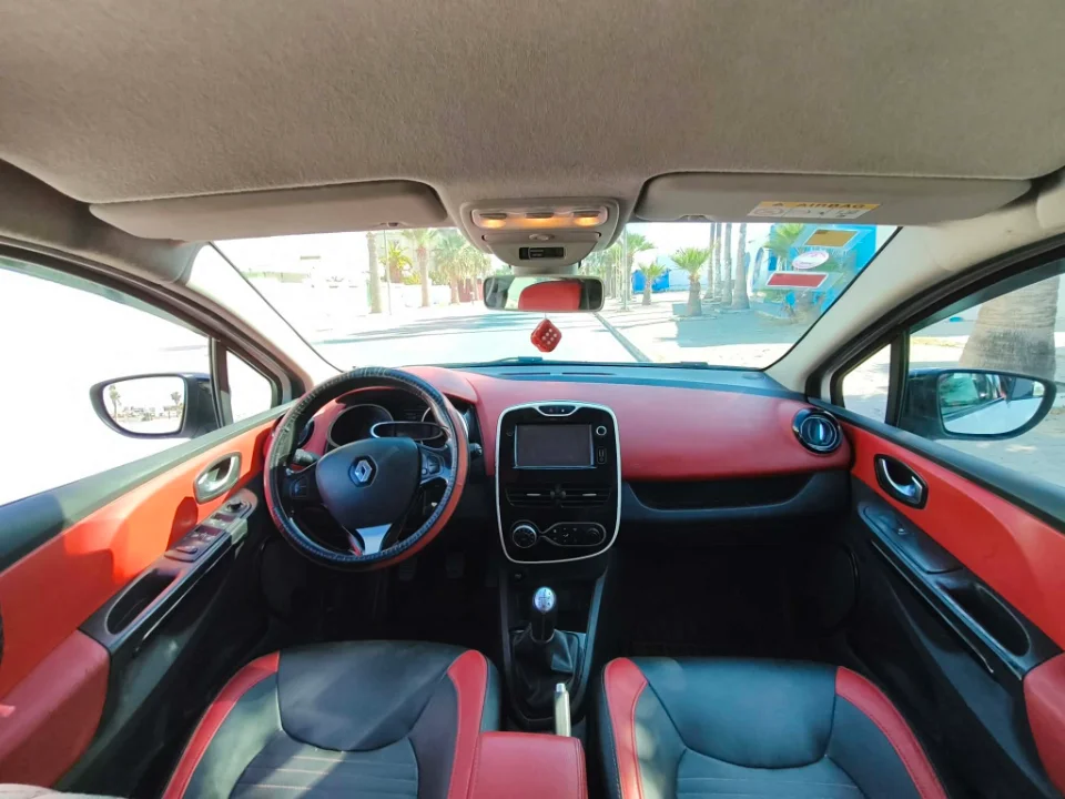 Renault Clio - Photo 9