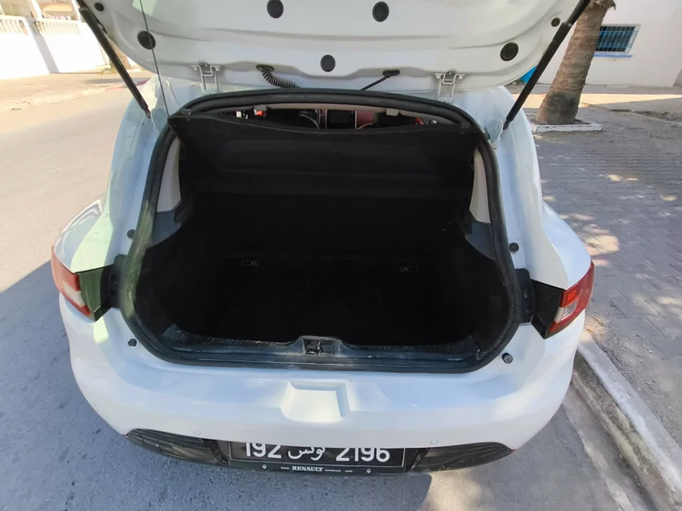 Renault Clio - Photo 4