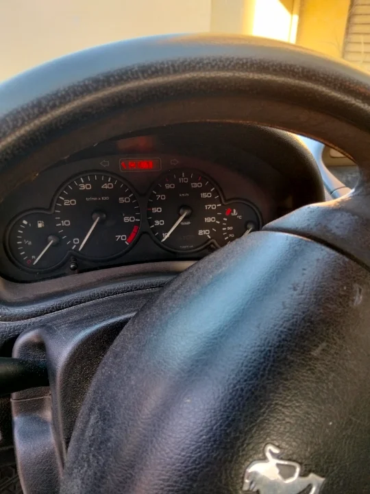 Peugeot 206 - Photo 6
