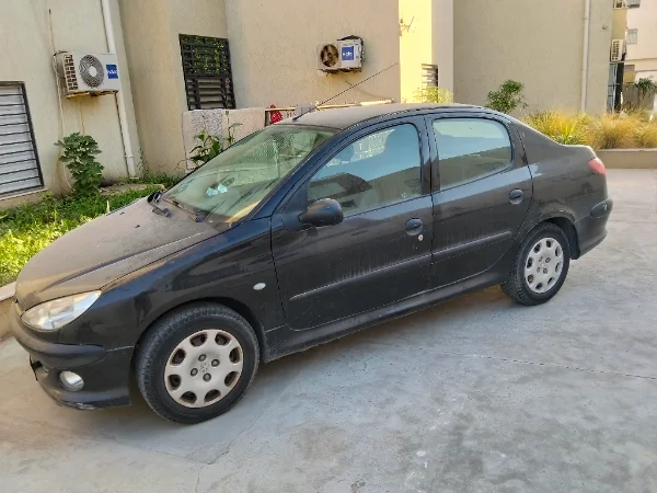 Peugeot 206 sedan 2009 Essence