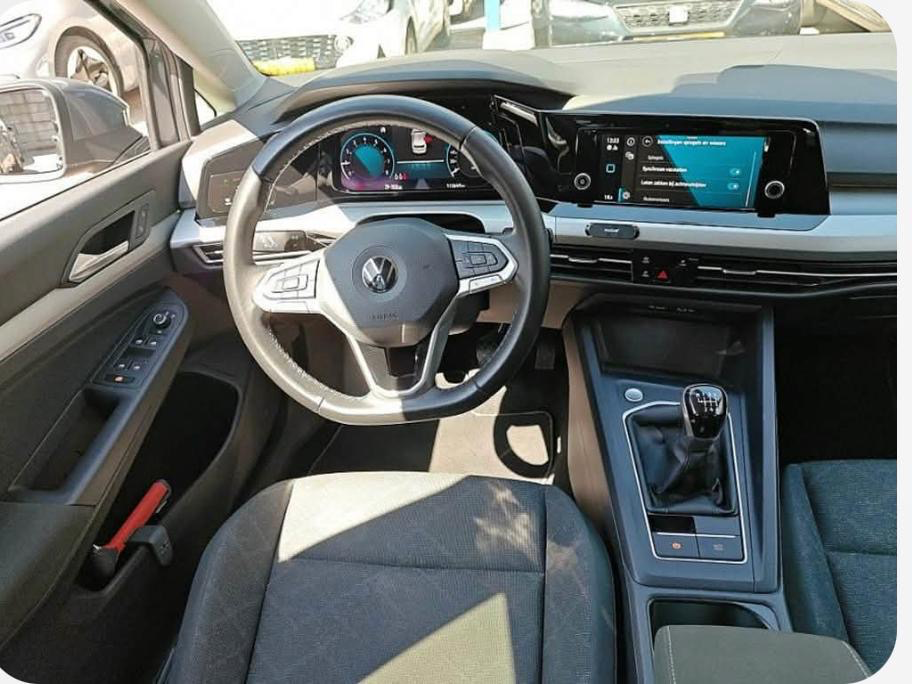 Volkswagen Golf 8 - Photo 5