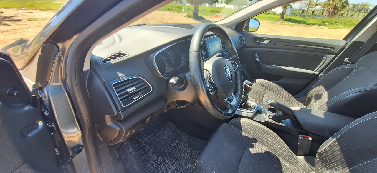 Renault Megane - Photo 5