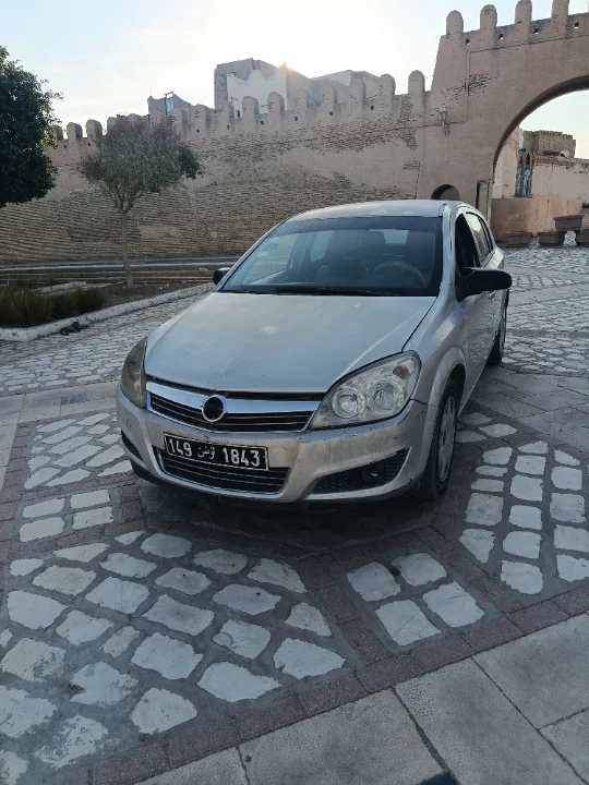 Opel Astra - Photo 5