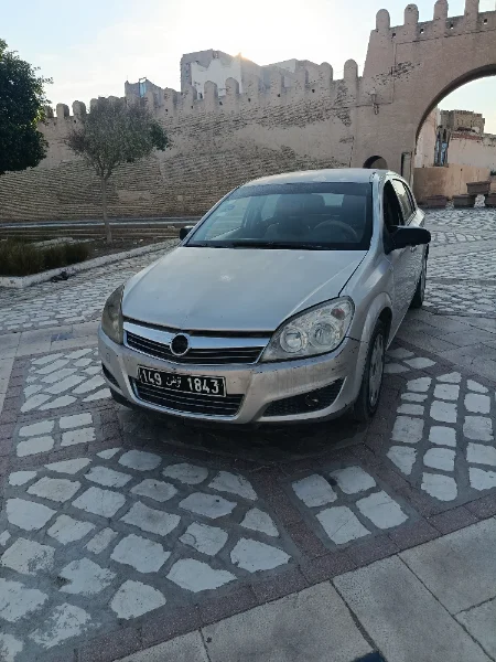 Opel Astra - Photo 5