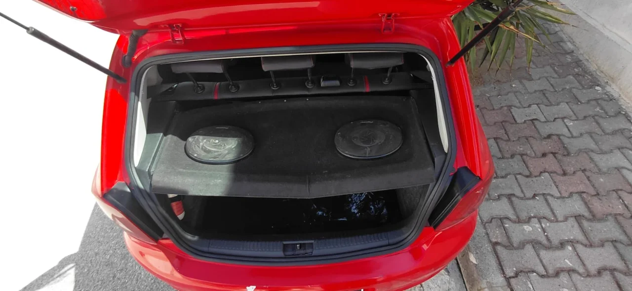 Volkswagen Polo - Photo 11
