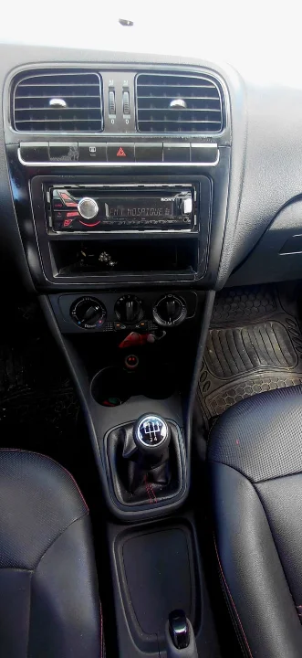 Volkswagen Polo - Photo 9