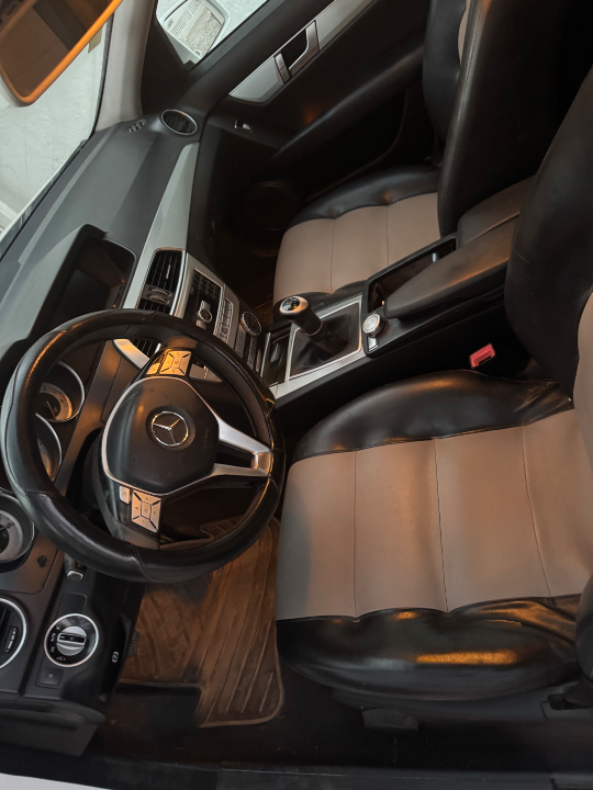 Mercedes Classe C - Photo 2