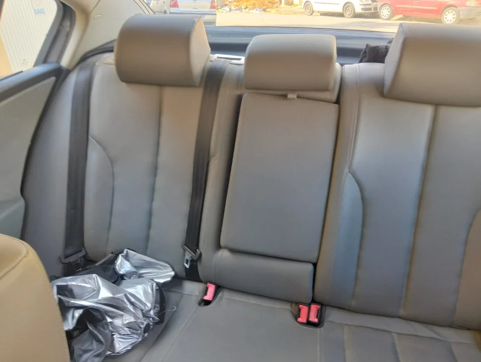 Volkswagen Passat - Photo 10