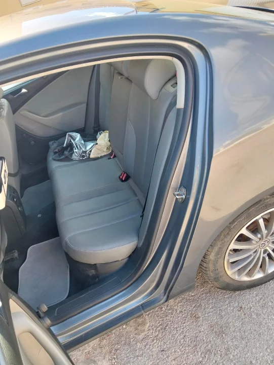 Volkswagen Passat - Photo 8