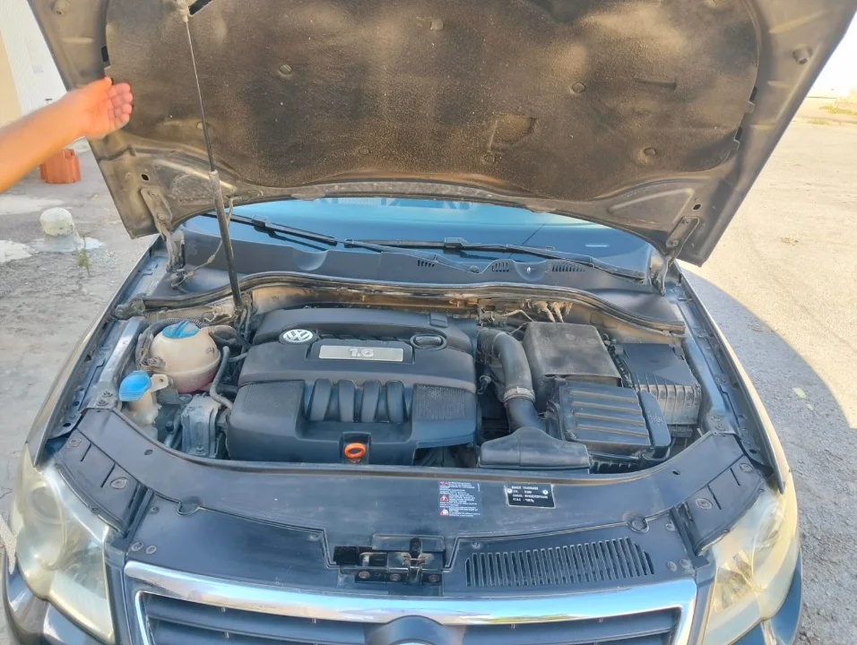 Volkswagen Passat - Photo 3