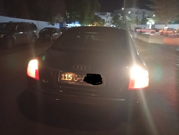 Audi A4 - Photo 9