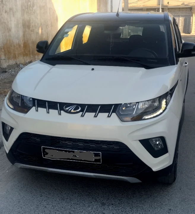 Mahindra KUV 100 - Photo 4