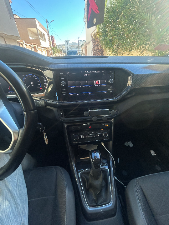 Volkswagen T-Cross - Photo 3