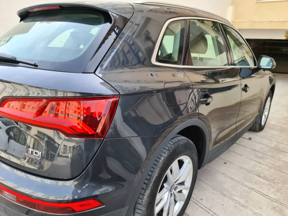 Audi Q5 - Photo 3