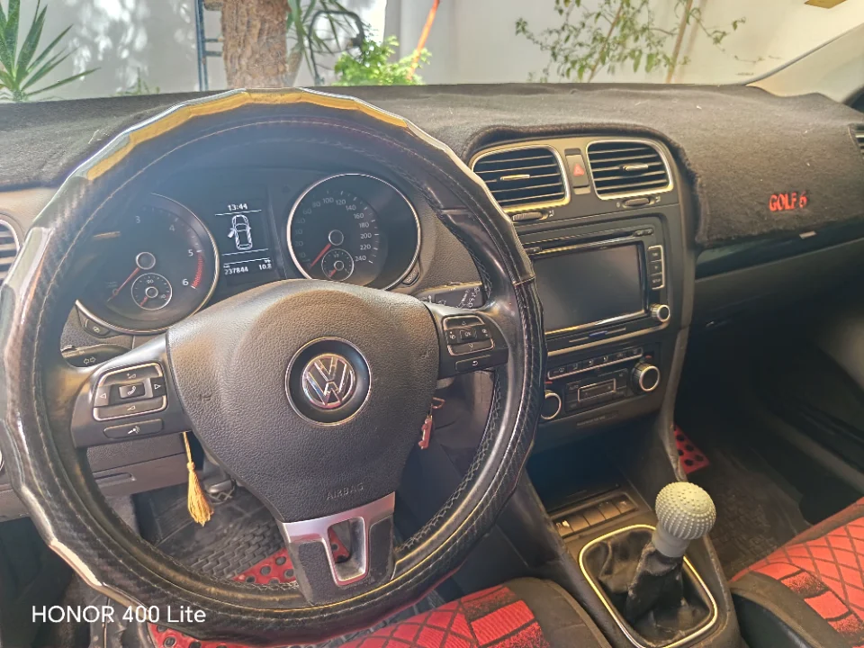 Volkswagen Golf 6 - Photo 2