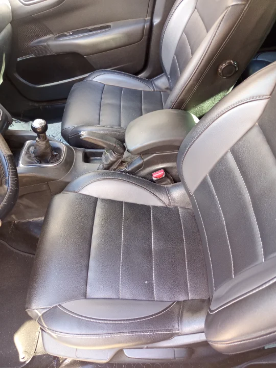 Citroen C4 - Photo 3