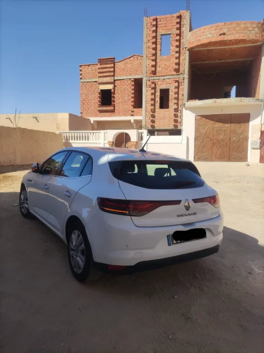 Renault Megane - Photo 7