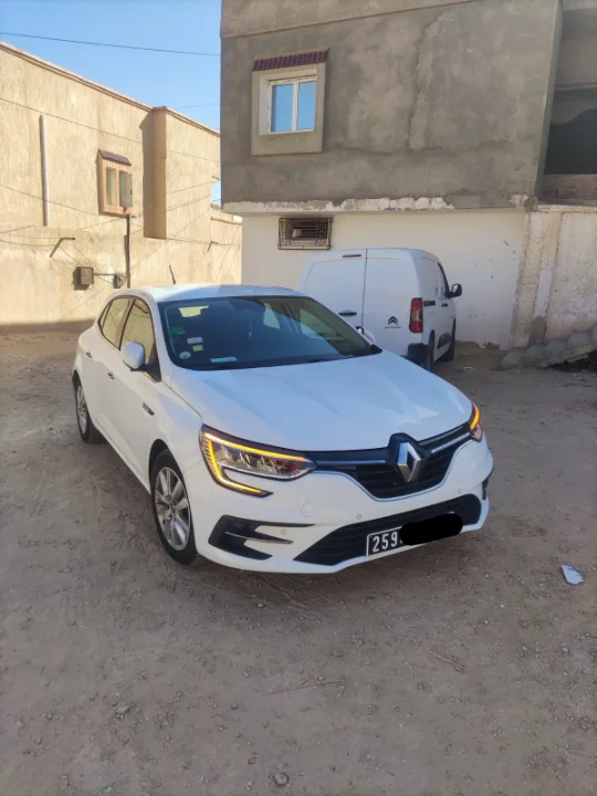 Renault Megane - Photo 6