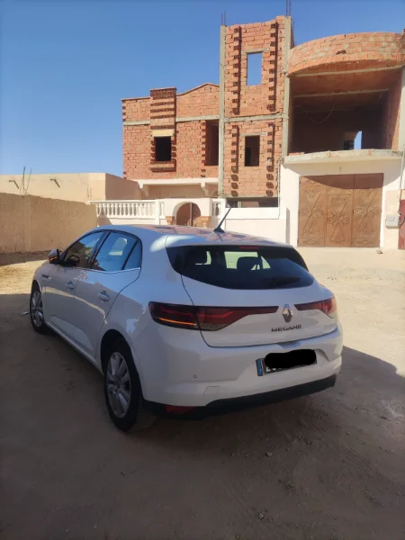 Renault Megane - Photo 7