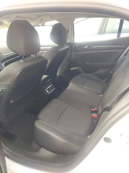 Renault Megane - Photo 5