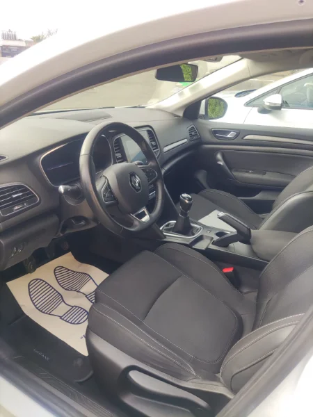 Renault Megane - Photo 4
