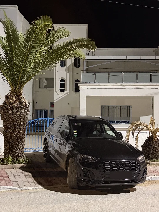 Audi Q5 - Photo 3