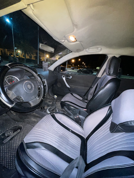 Renault Megane - Photo 6