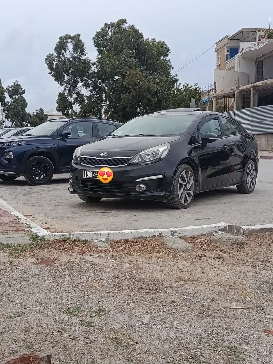 Kia RIO - Photo 2