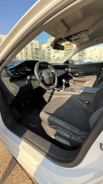 Peugeot 308 - Photo 6