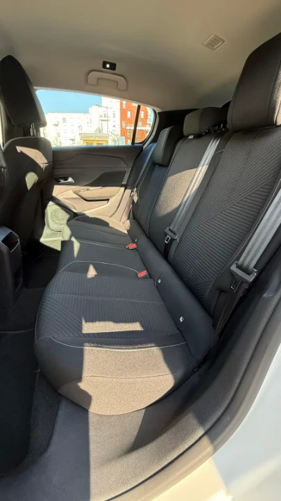 Peugeot 308 - Photo 4