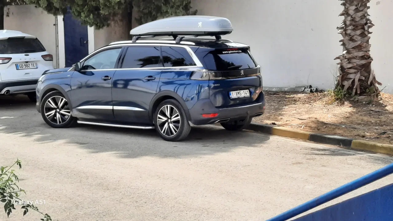 Peugeot 5008 - Photo 3