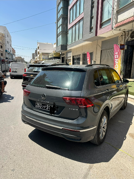 Volkswagen Tiguan - Photo 6