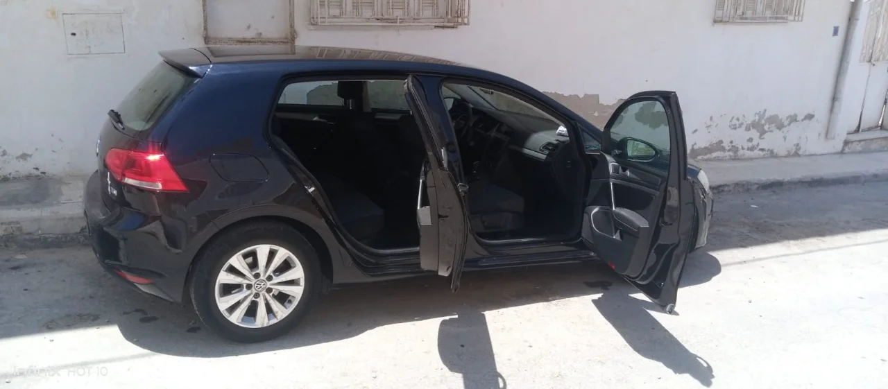 Volkswagen Golf - Photo 2