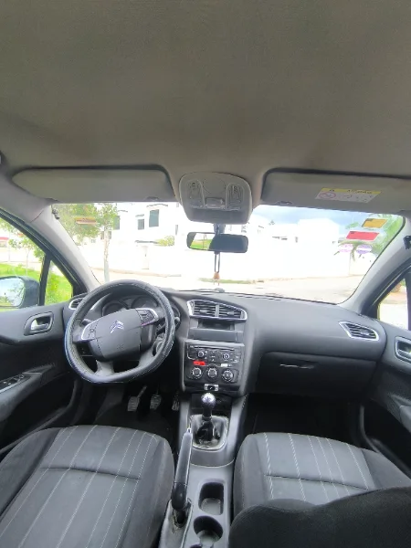 Citroen C4 - Photo 3