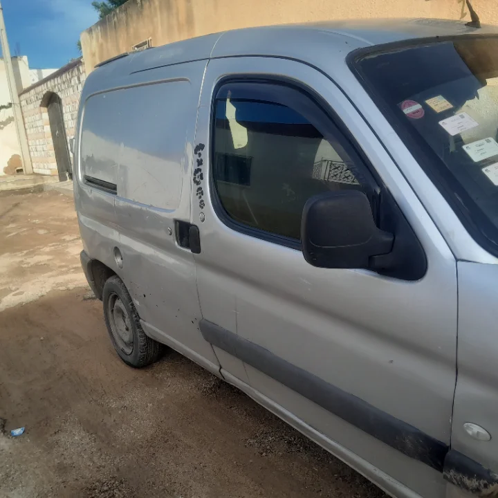 Peugeot Partner - Photo 6