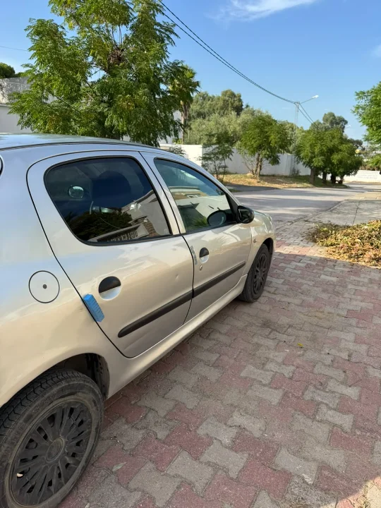 Peugeot 206 - Photo 10