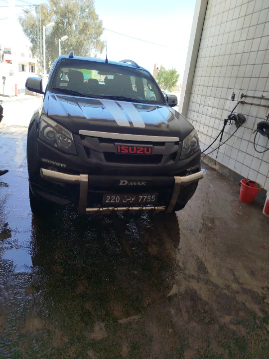 Isuzu D MAX - Photo 2