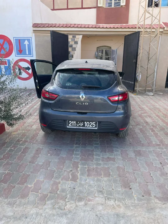 Renault Clio - Photo 9