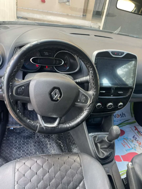 Renault Clio - Photo 2