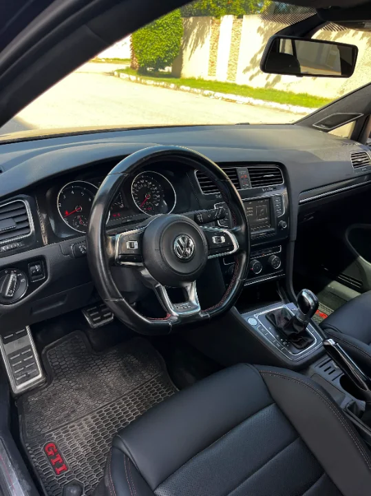 Volkswagen Golf - Photo 4