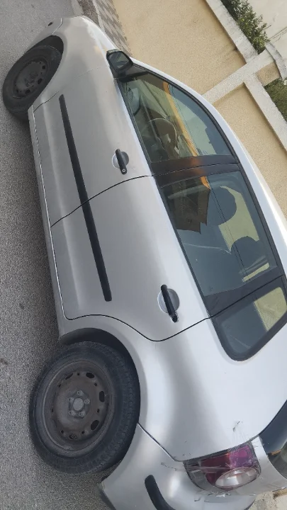 Volkswagen Polo - Photo 2